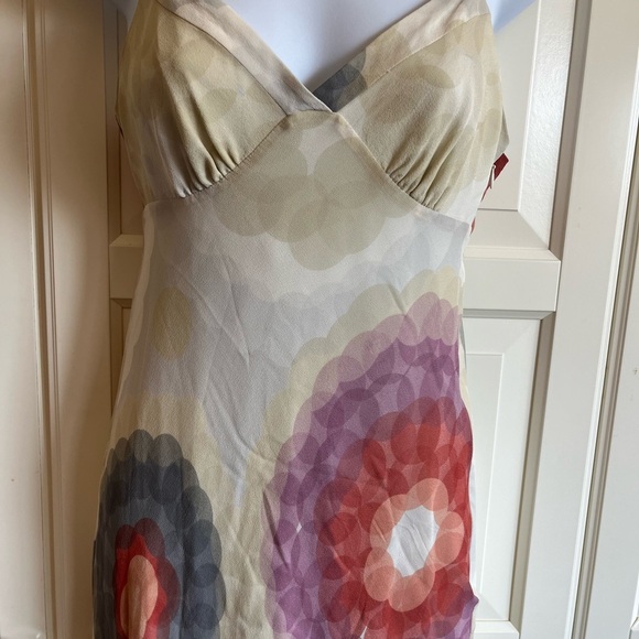 Club Monaco 100% Silk Slip Dress, Size 00,  Cream with Colorful Abstract Print. - Picture 3 of 12